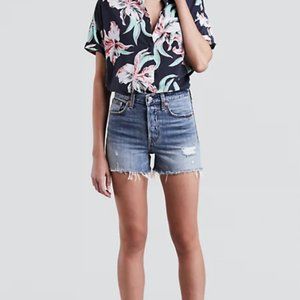LEVI'S WEDGIE shorts distressed medium wash button fly size 24